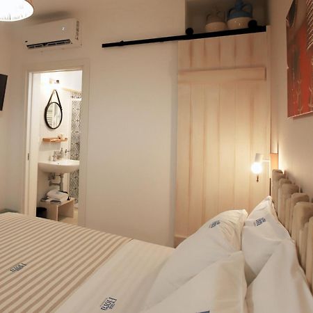 Casa Flora - Bed And Breakfast 토레 산 지오반니 우겐토 외부 사진