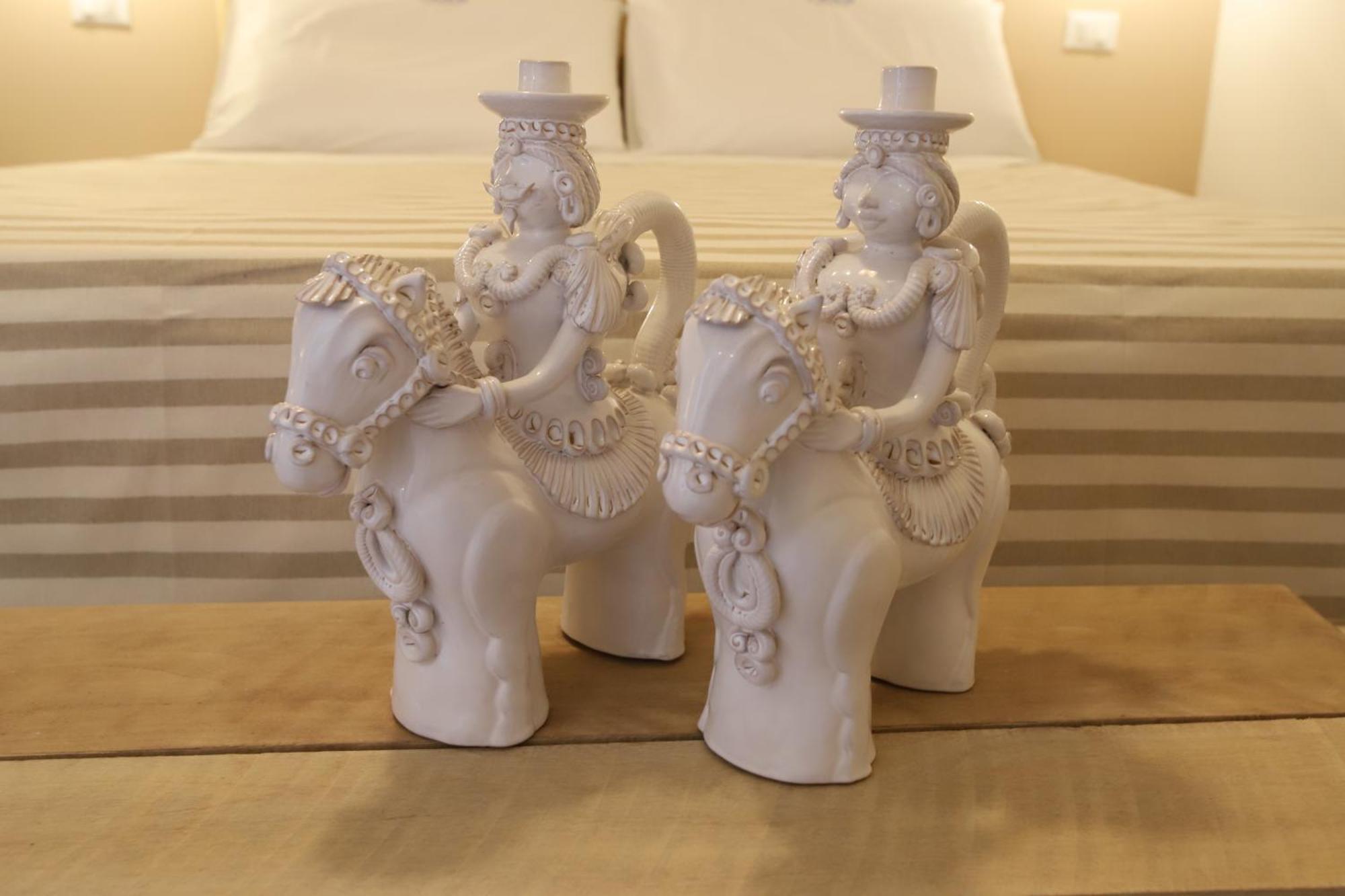 Casa Flora - Bed And Breakfast 토레 산 지오반니 우겐토 외부 사진